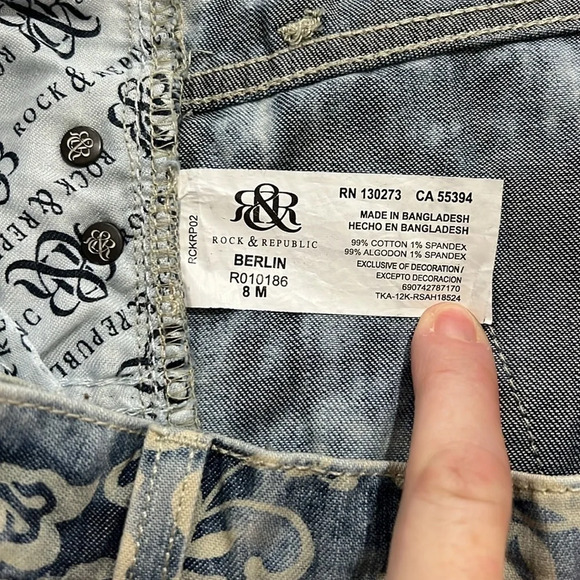 Rock & Republic Berlin Bleached Floral Print Skinny Jeans - Picture 5 of 11